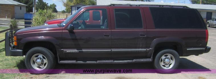 image for item C9751 1995 Chevrolet Suburban K2500 SUV
