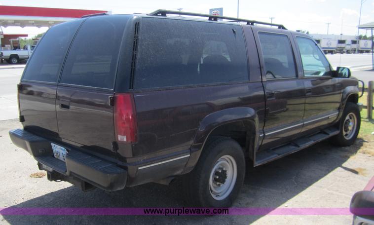 image for item C9751 1995 Chevrolet Suburban K2500 SUV