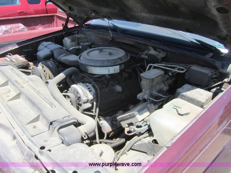 image for item C9751 1995 Chevrolet Suburban K2500 SUV