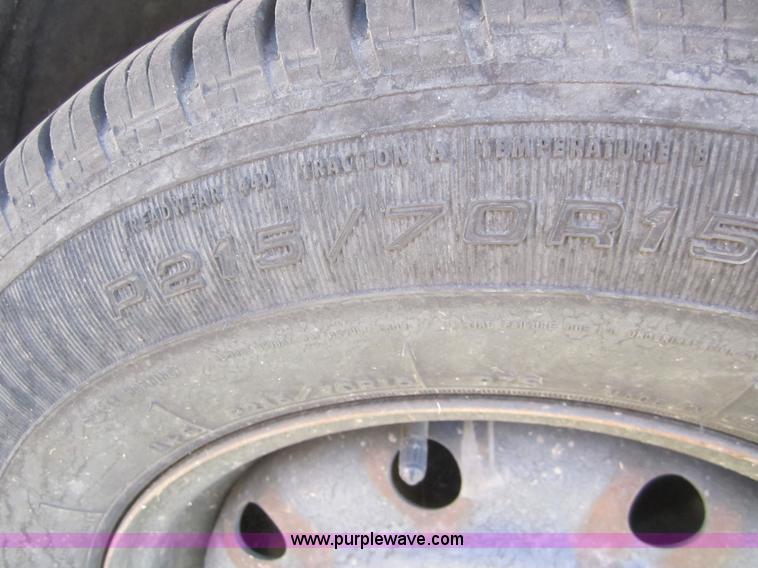 image for item C9752 2001 Dodge Caravan SE mini van