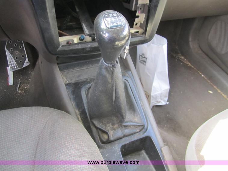 image for item C9753 2002 Kia Sportage SUV