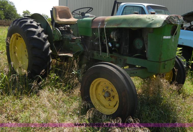image for item D9603 John Deere T4R1C tractor