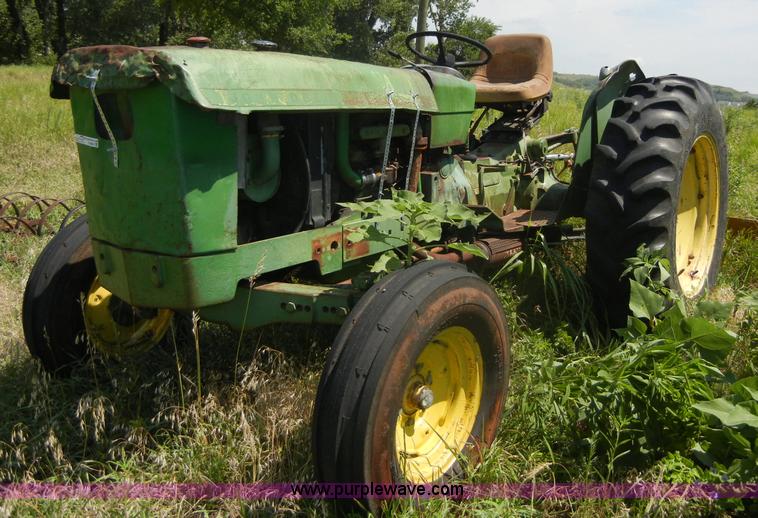 image for item D9603 John Deere T4R1C tractor