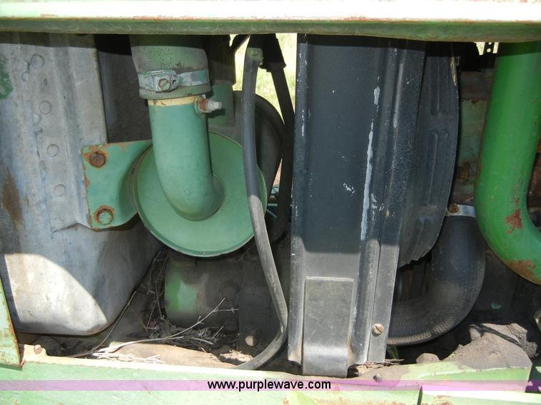 image for item D9603 John Deere T4R1C tractor