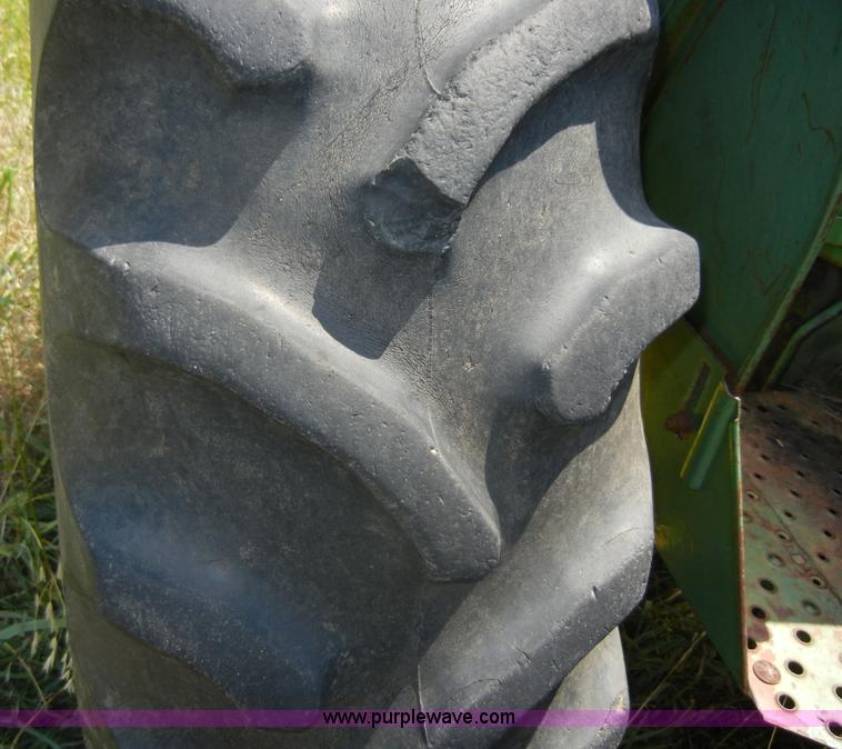 image for item D9603 John Deere T4R1C tractor