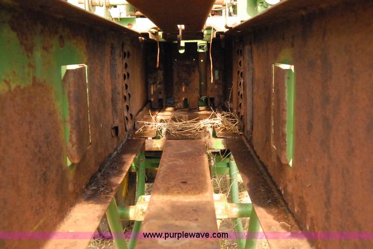 image for item 3440 John Deere 466 square baler