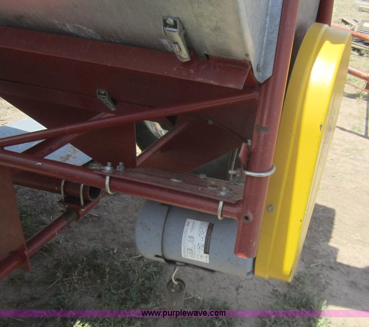 image for item A3800 Bazooka GC101 grain cleaner