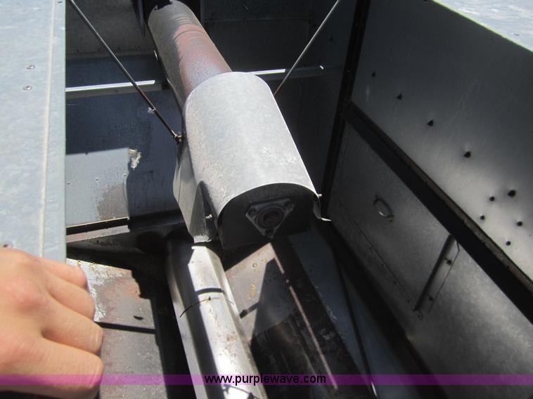 image for item A3801 1983 Gleaner L3 combine