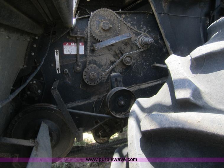 image for item A3801 1983 Gleaner L3 combine