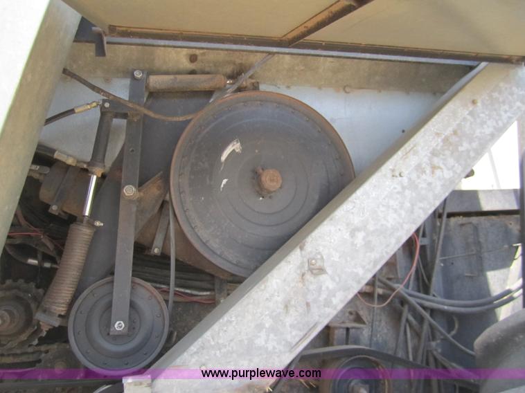 image for item A3801 1983 Gleaner L3 combine