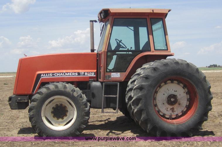 image for item A3807 1984 Allis Chalmers 8070 MFWA tractor