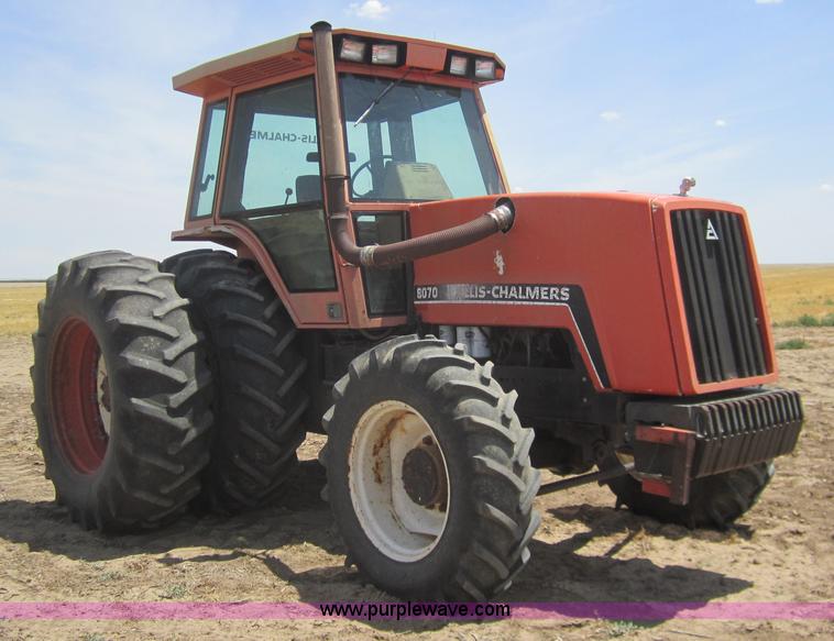 image for item A3807 1984 Allis Chalmers 8070 MFWA tractor