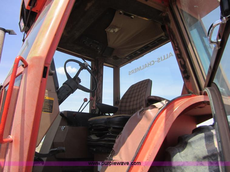 image for item A3807 1984 Allis Chalmers 8070 MFWA tractor