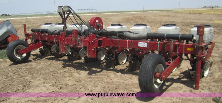 image for item A3808 White New Idea 5700 eight row planter