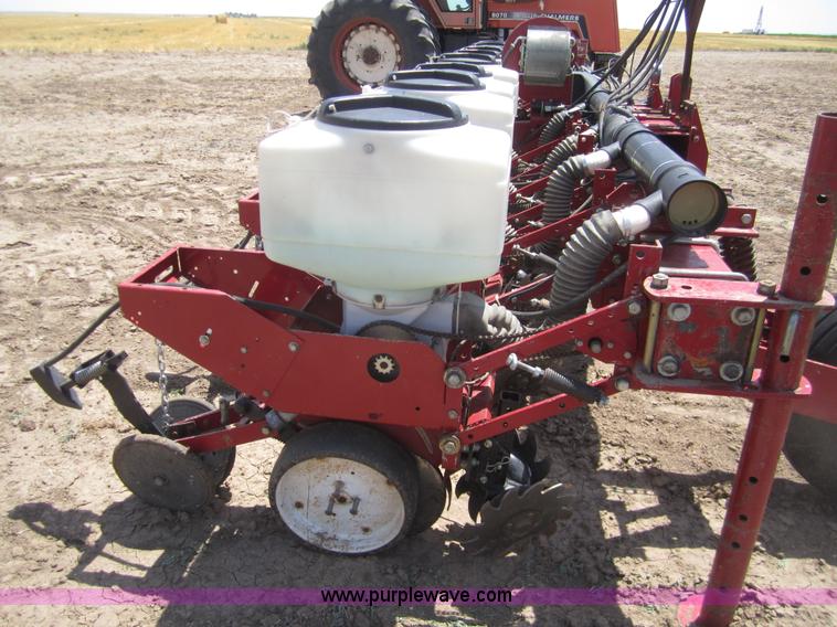 image for item A3808 White New Idea 5700 eight row planter