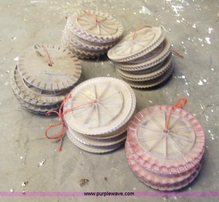 image for item A3808 White New Idea 5700 eight row planter