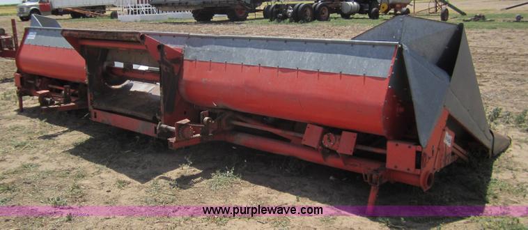 image for item A3809 Allis Chalmers eight row corn head