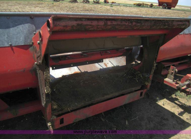 image for item A3809 Allis Chalmers eight row corn head
