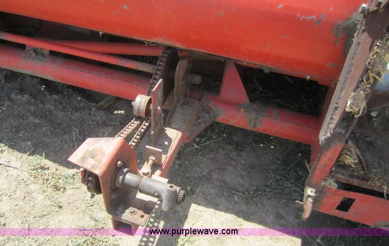 image for item A3809 Allis Chalmers eight row corn head