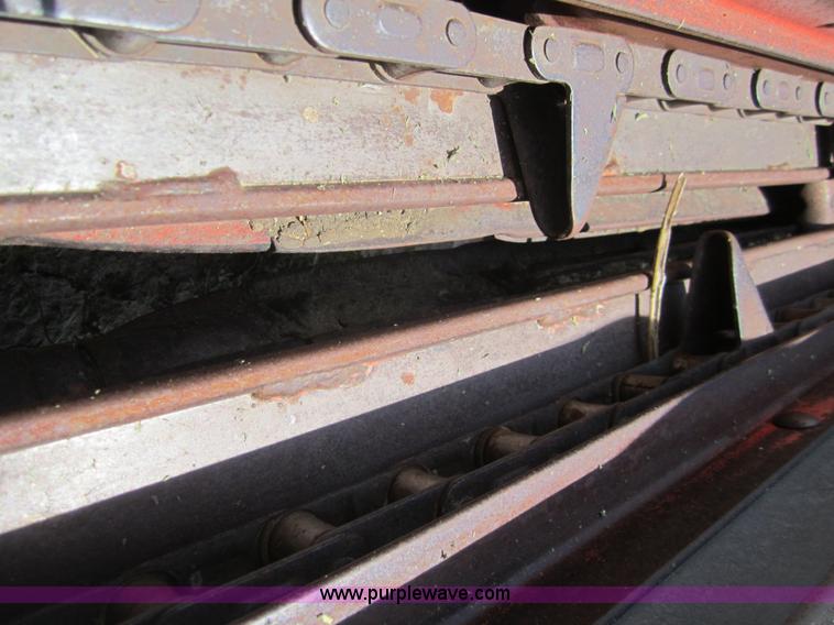 image for item A3809 Allis Chalmers eight row corn head