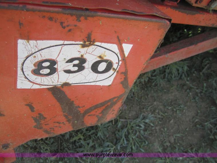 image for item A3809 Allis Chalmers eight row corn head
