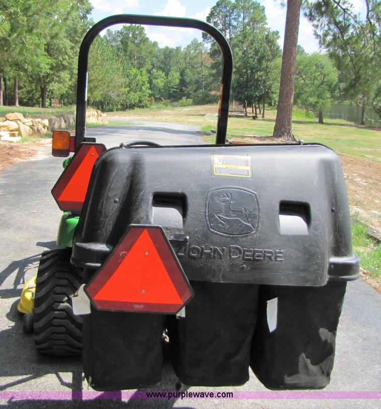 image for item A4674 2007 John Deere 2305 4WD compact tractor