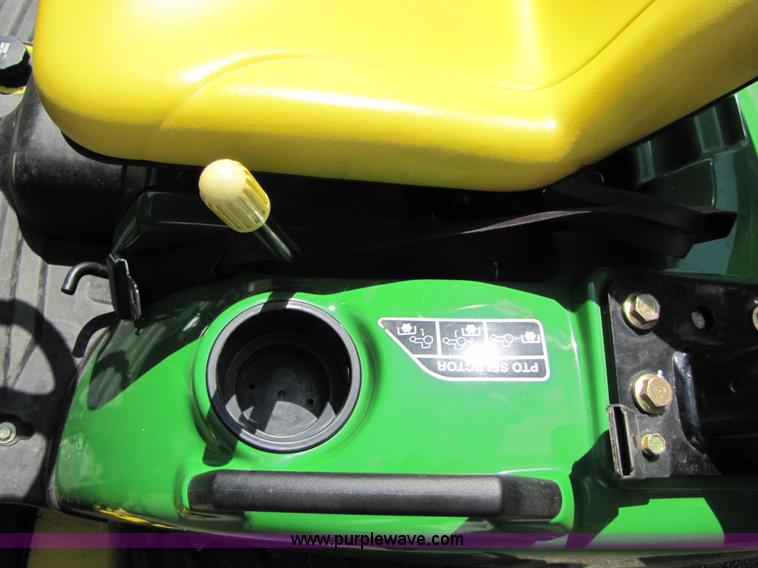 image for item A4674 2007 John Deere 2305 4WD compact tractor