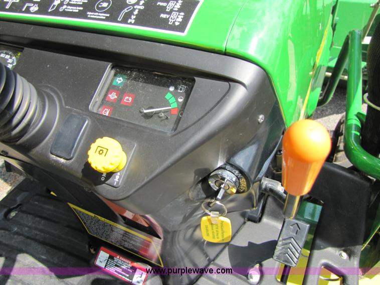 image for item A4674 2007 John Deere 2305 4WD compact tractor
