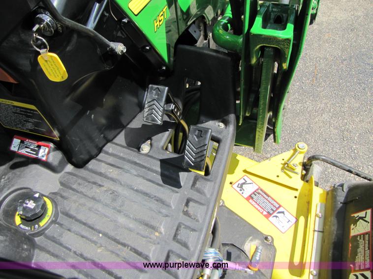 image for item A4674 2007 John Deere 2305 4WD compact tractor