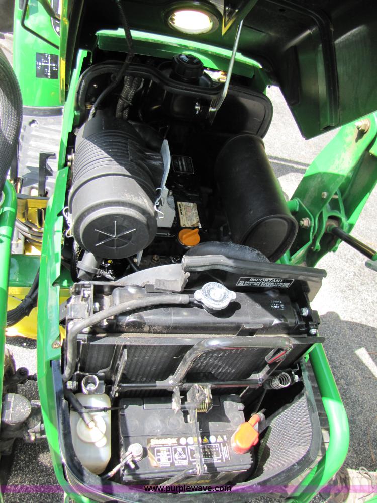 image for item A4674 2007 John Deere 2305 4WD compact tractor