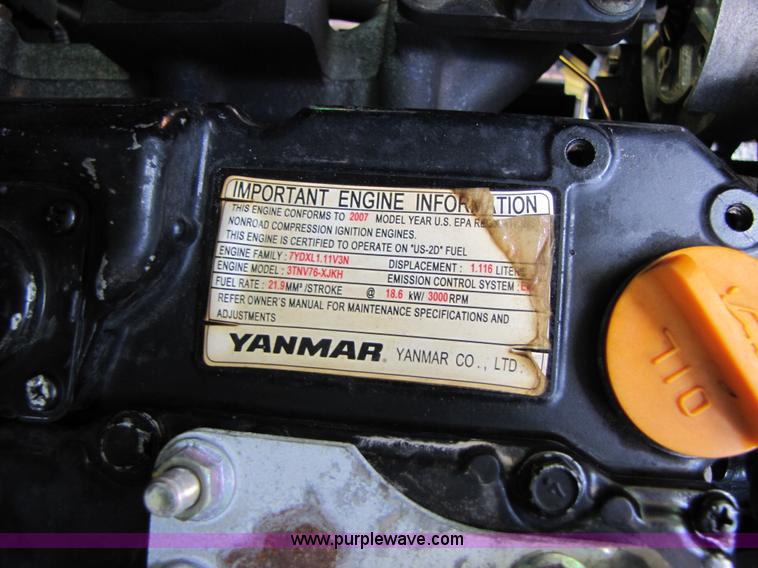 image for item A4674 2007 John Deere 2305 4WD compact tractor