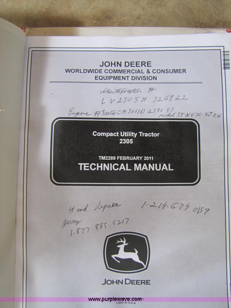 image for item A4674 2007 John Deere 2305 4WD compact tractor