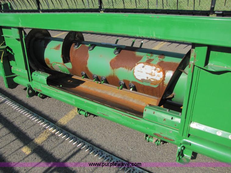 image for item A4676 2009 John Deere 635F flex head