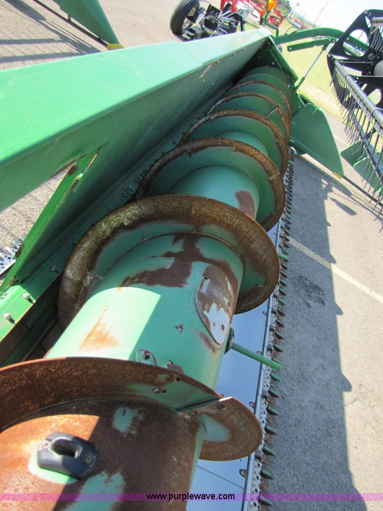 image for item A4676 2009 John Deere 635F flex head