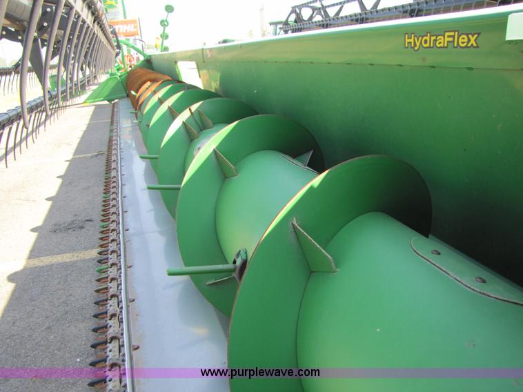 image for item A4676 2009 John Deere 635F flex head