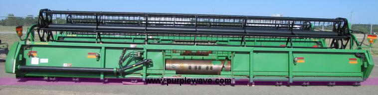 image for item A4677 2003 John Deere 630F flex head