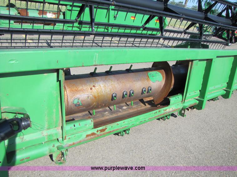 image for item A4677 2003 John Deere 630F flex head