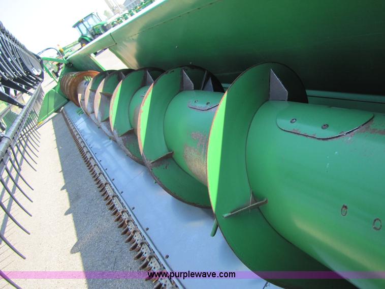 image for item A4677 2003 John Deere 630F flex head