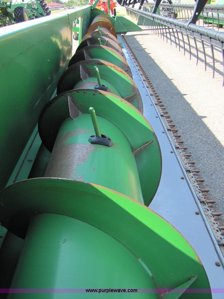 image for item A4677 2003 John Deere 630F flex head