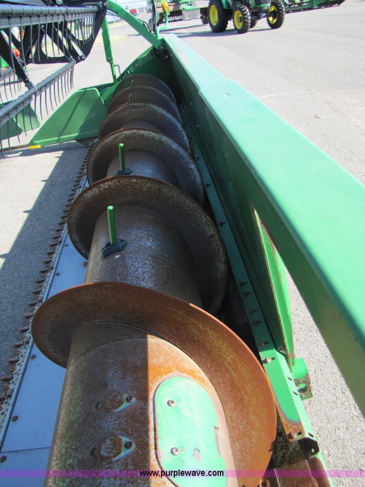 image for item A4677 2003 John Deere 630F flex head
