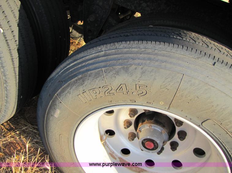 image for item A4679 2000 Timpte 42' Super Hopper aluminum grain trailer