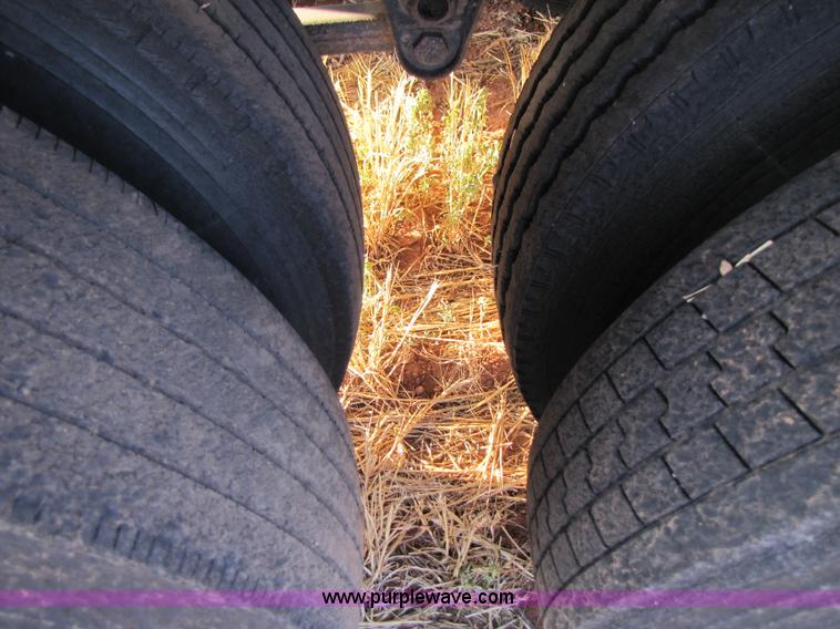 image for item A4679 2000 Timpte 42' Super Hopper aluminum grain trailer