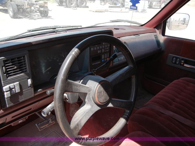 image for item A5398 1992 GMC Sierra 1500 extended cab pickup truck