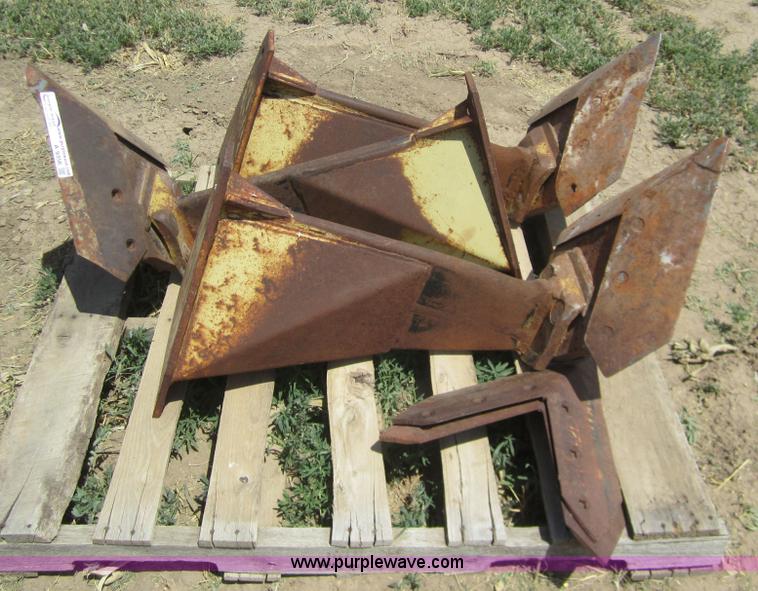 image for item A9356 (3) undercutter subsoiler blades