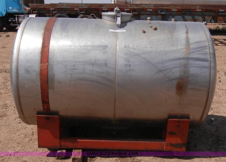 image for item A9747 500 gallon stainless steel tank with frame