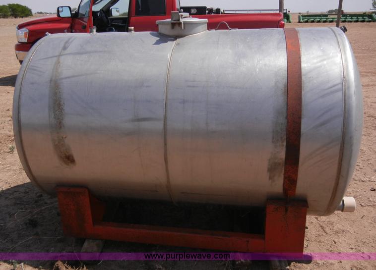 image for item A9747 500 gallon stainless steel tank with frame