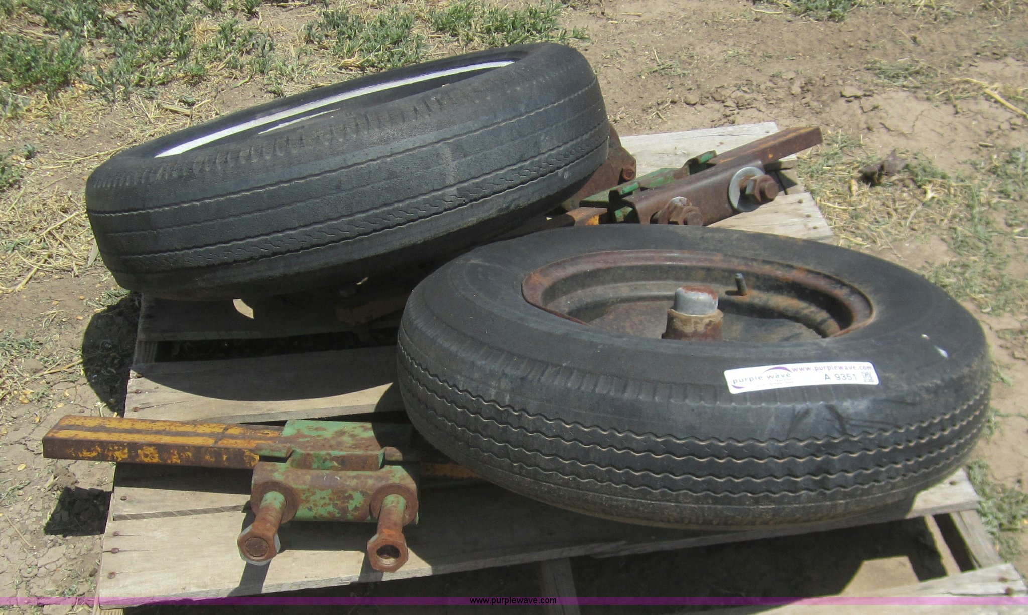 Set of 4x4 toolbar gauge wheels in Guymon, OK Item A9351 sold