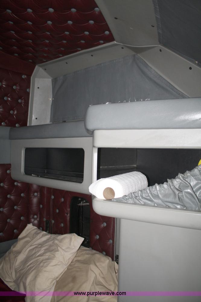 image for item A2182 2001 Kenworth W900 semi truck