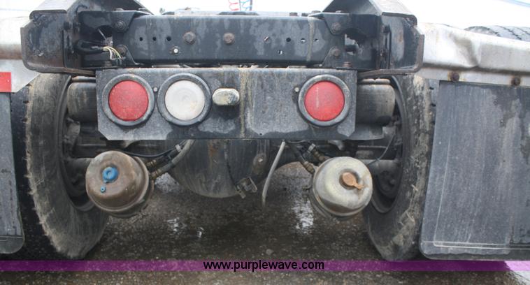 image for item A2182 2001 Kenworth W900 semi truck