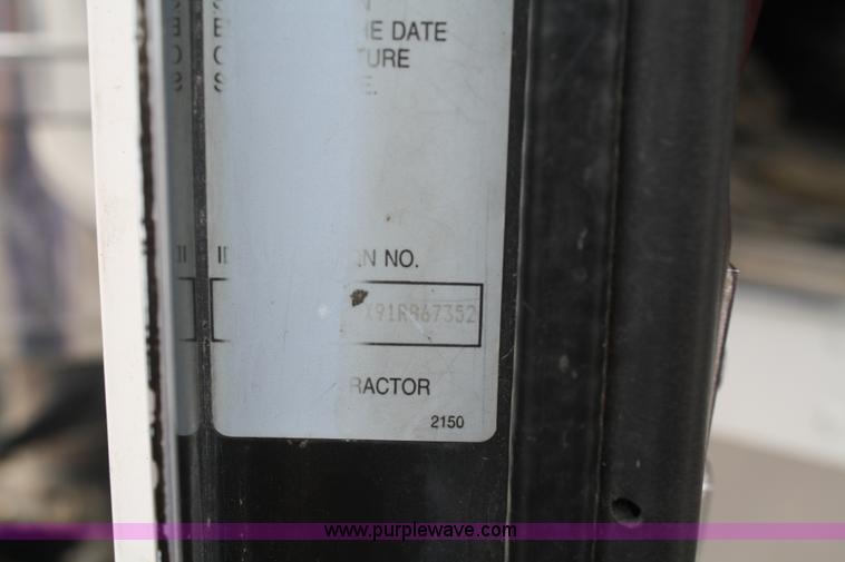 image for item A2182 2001 Kenworth W900 semi truck